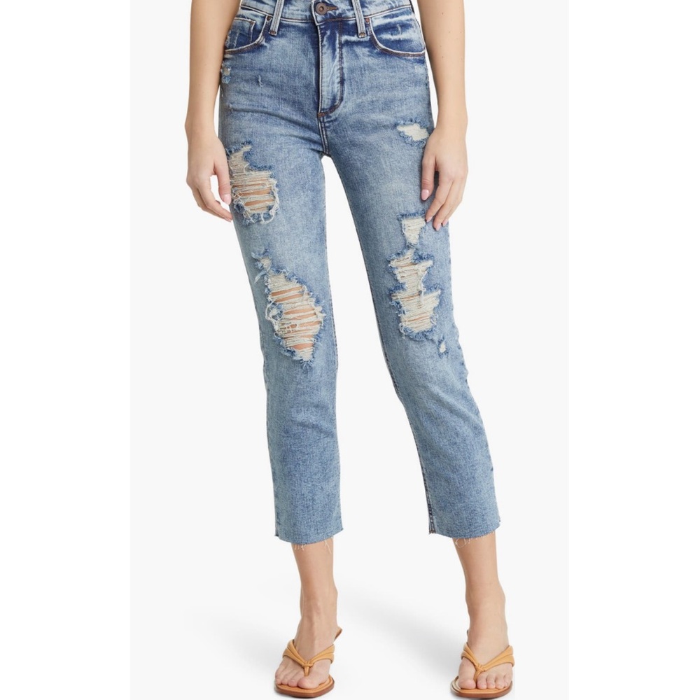 ⭐️ Whetherly Pierce High Rise Straight Leg Distressed Jeans
